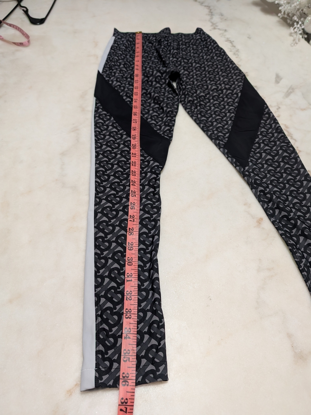 Burberry Black and Gray Monogram High-Waist Leggings - Picture 8 of 9